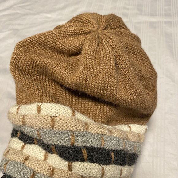Women’s Classic 100% ALPACA Justin Hazelnut Camel Gray Striped Beanie Hat - Picture 9 of 9